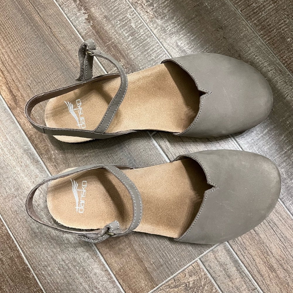 Dansko Rowan Sandals for Women.